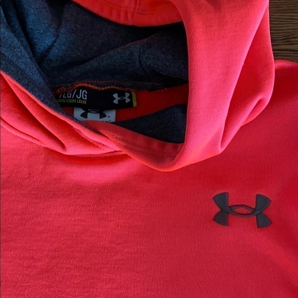 UNDER Armour storm hoodie - Picture 2 of 3